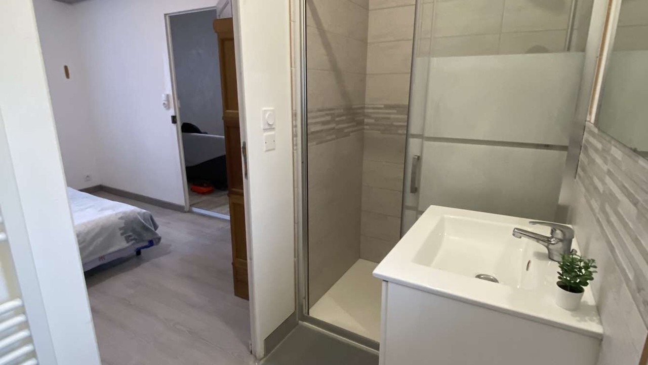 Photo of Bathroom in Saint-Martin-sur-Ocre