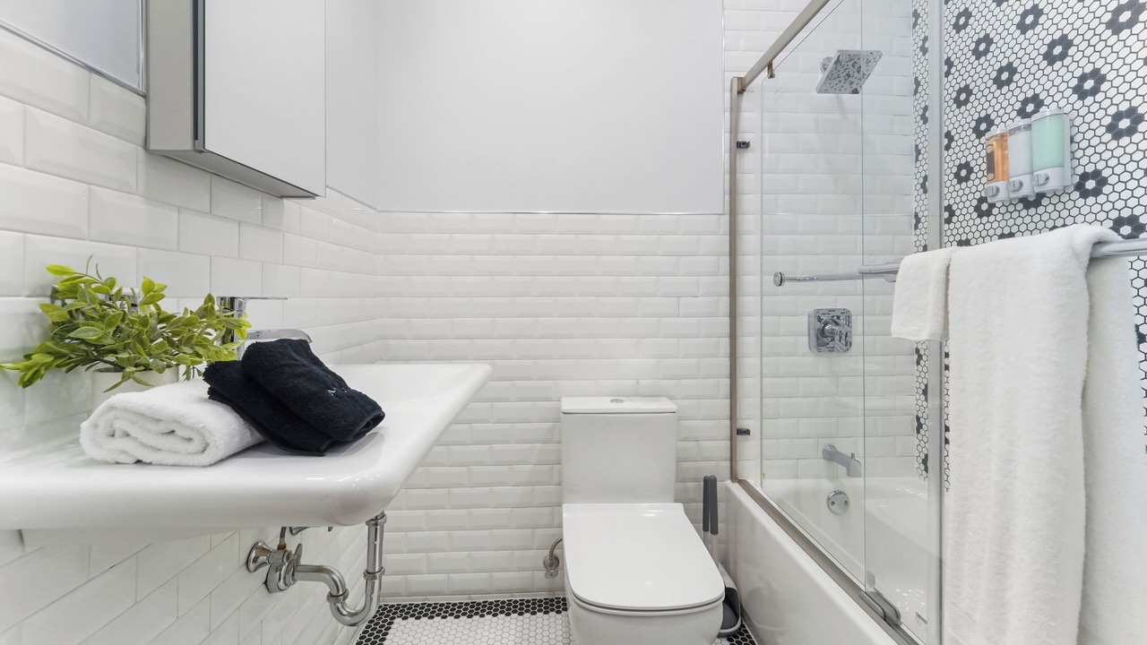 Photo of Bathroom in Hamilton Heights