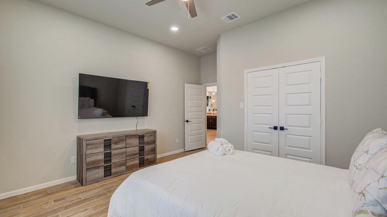 Photo of Bedroom in Waller