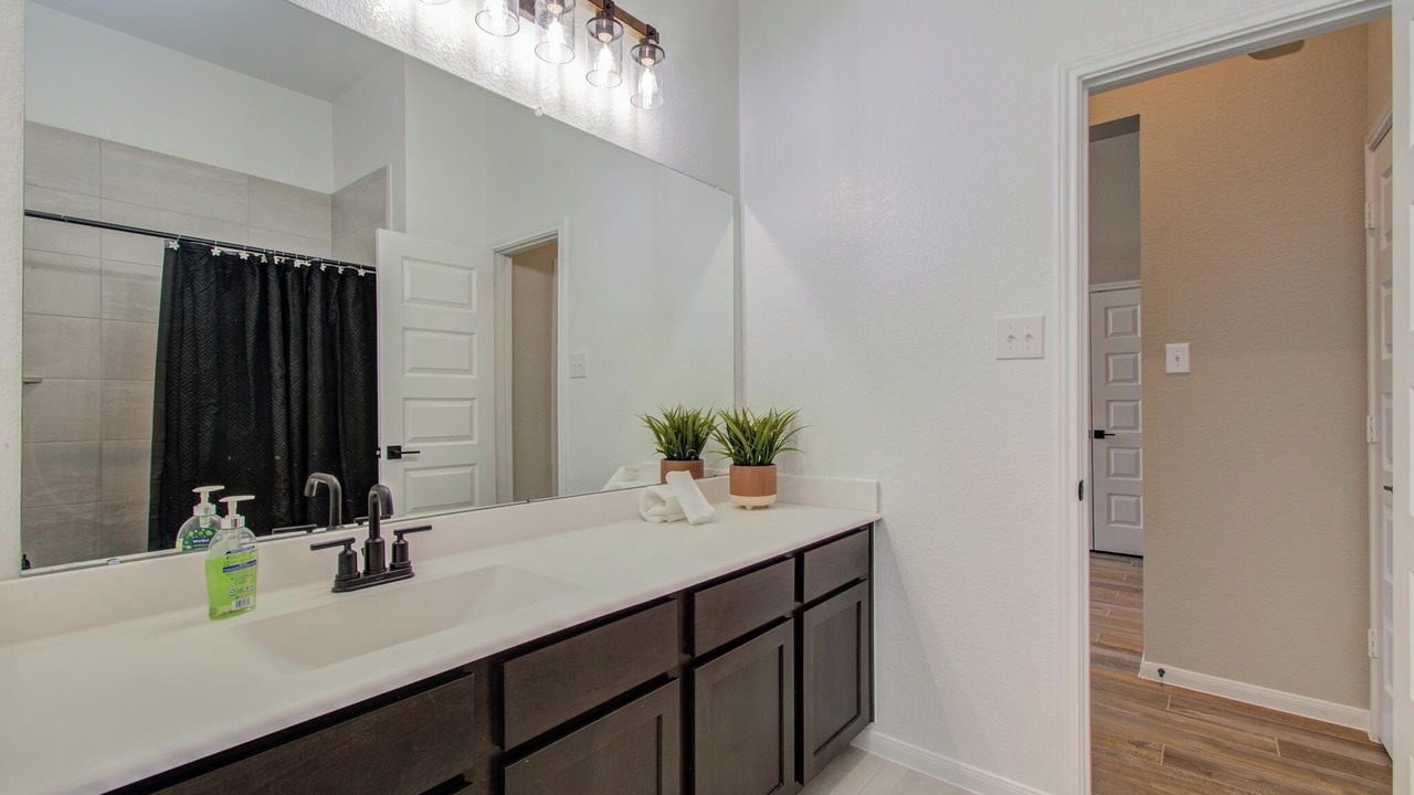 Photo of Bathroom in Waller