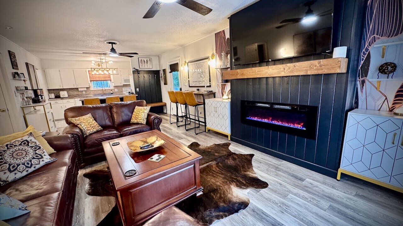 Photo of Livingroom in Greers Ferry