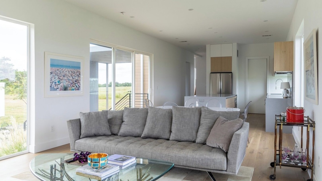 Photo of Livingroom in Carmine