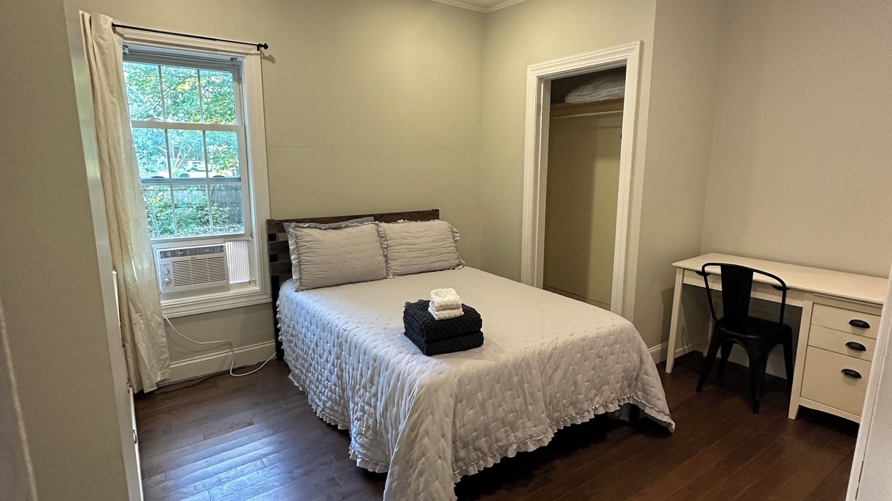 Photo of Bedroom in Cortland