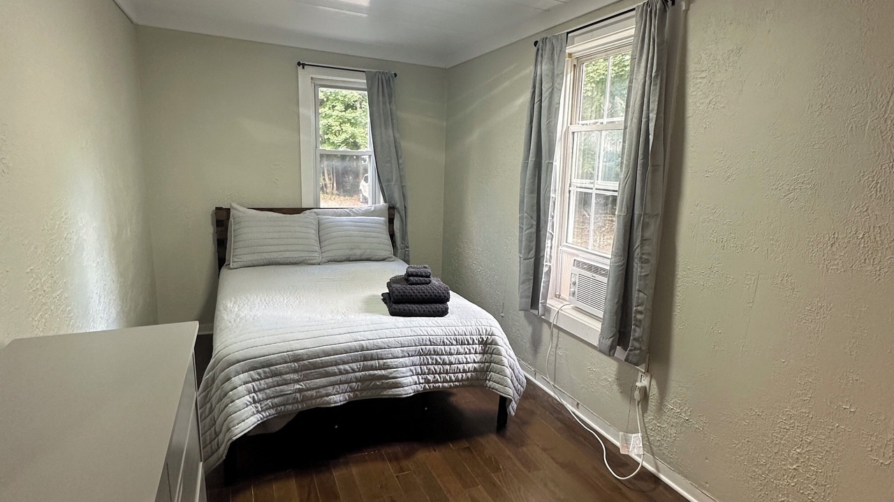 Photo of Bedroom in Cortland