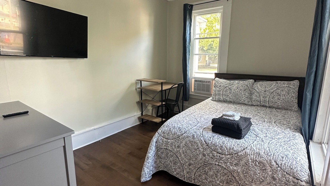 Photo of Bedroom in Cortland