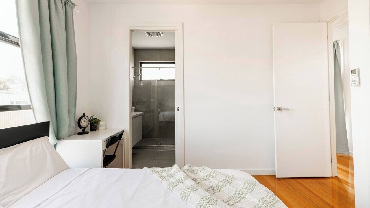 Photo of Bedroom in Glen Waverley