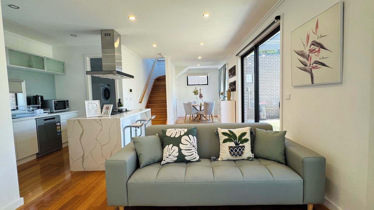 Photo of Livingroom in Glen Waverley