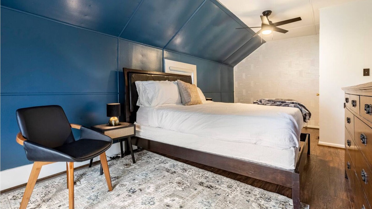 Photo of Bedroom in Cleveland