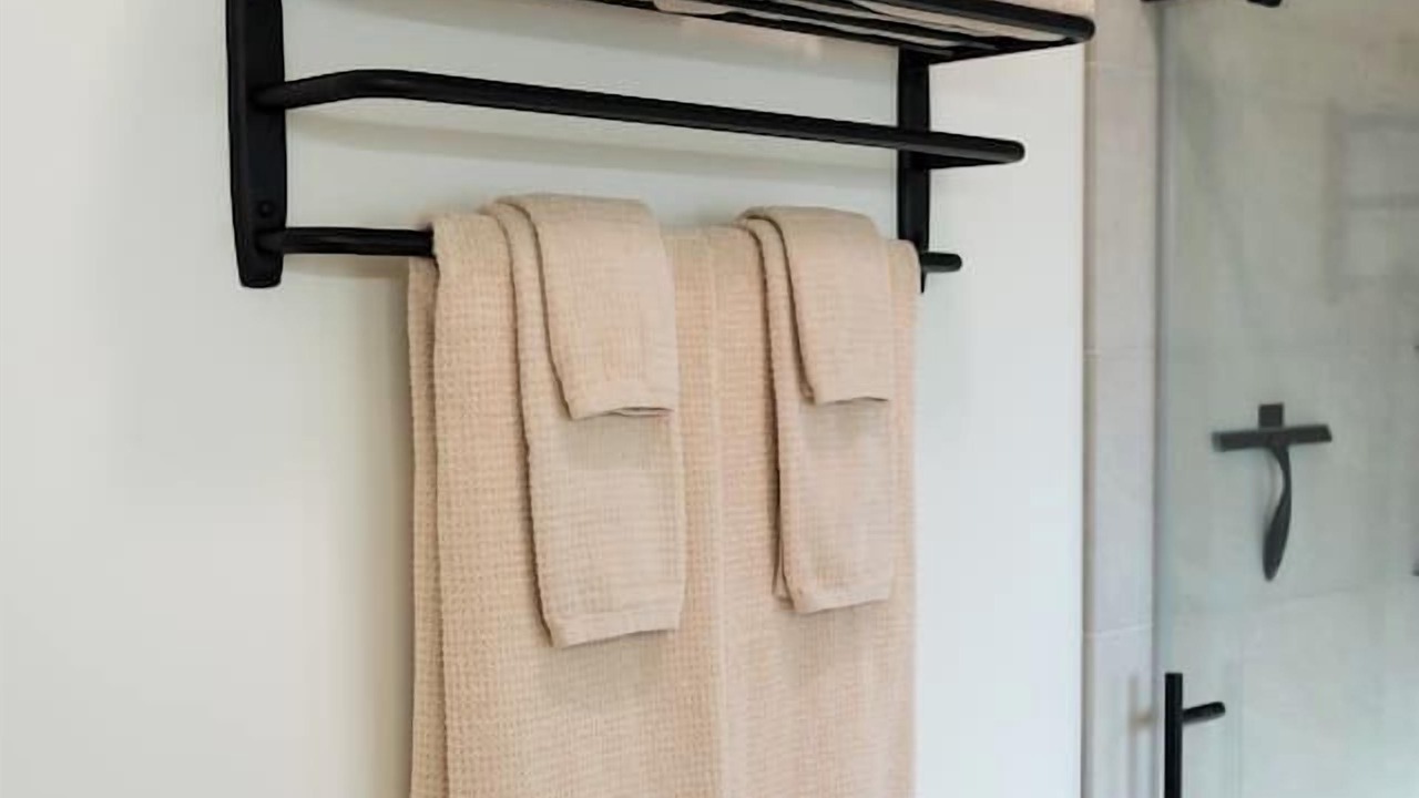 Photo of Bathroom in Lakeside