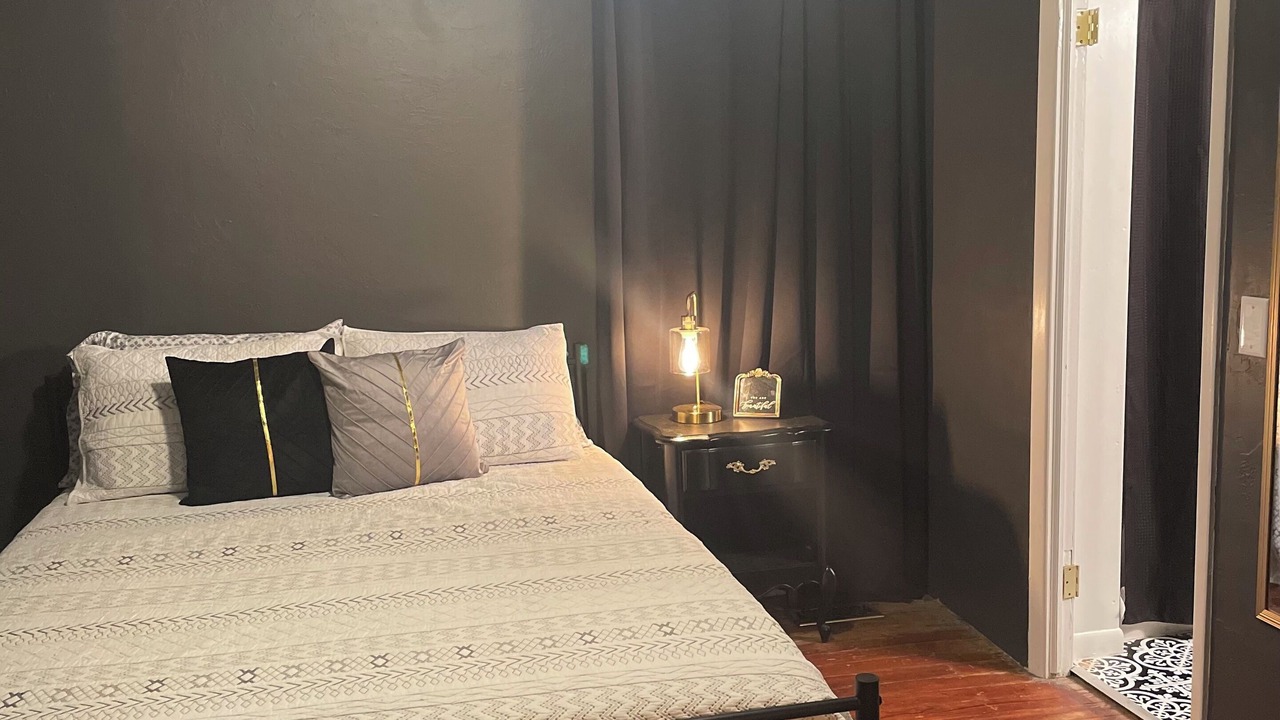 Photo of Bedroom in Chanute