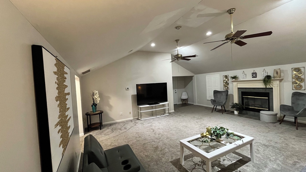 Photo of Livingroom in Weldon Spring Heights
