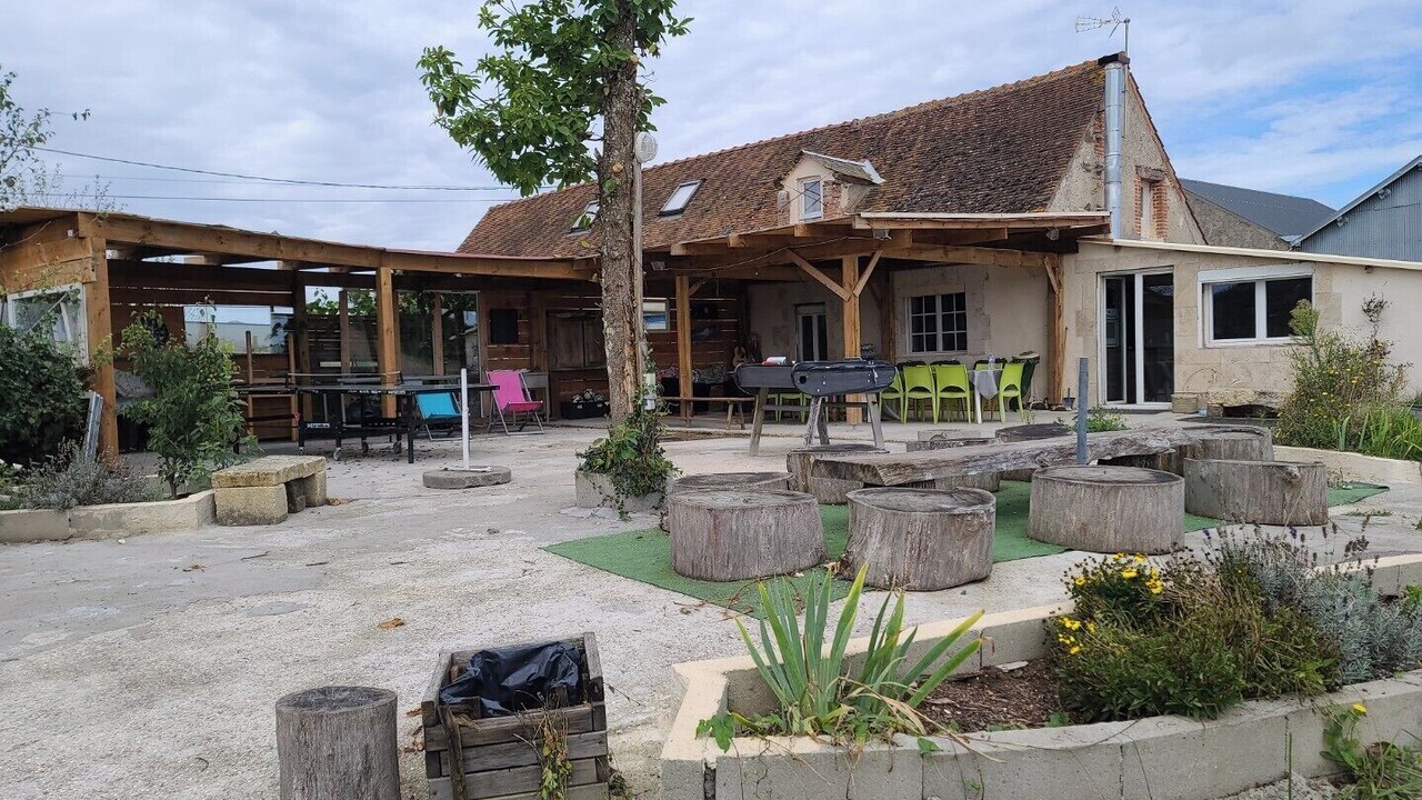Photo of Patio Balcony in Quiers-sur-Bezonde