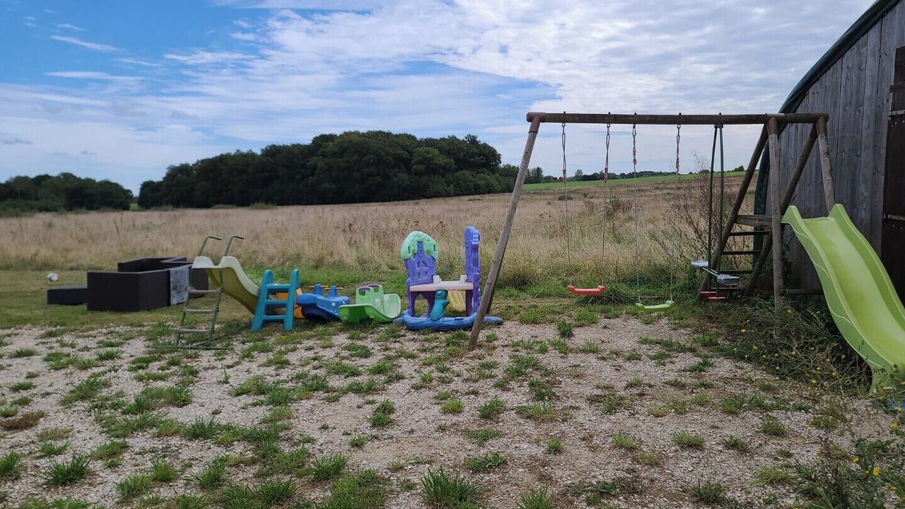 Photo of Others in Quiers-sur-Bezonde