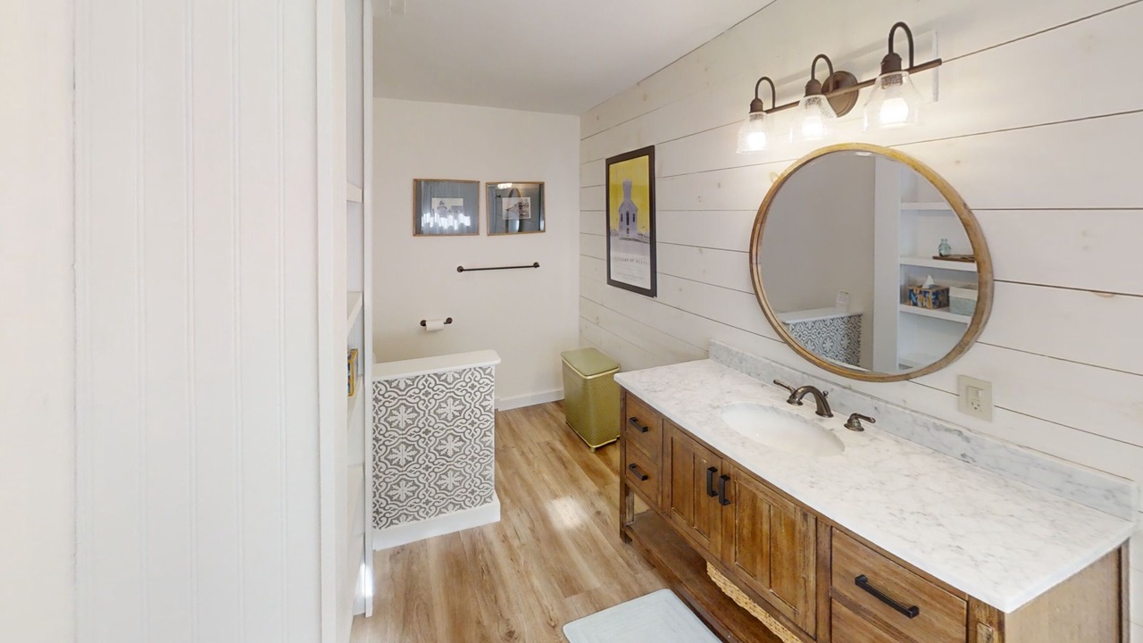 Photo of Bathroom in West Bath