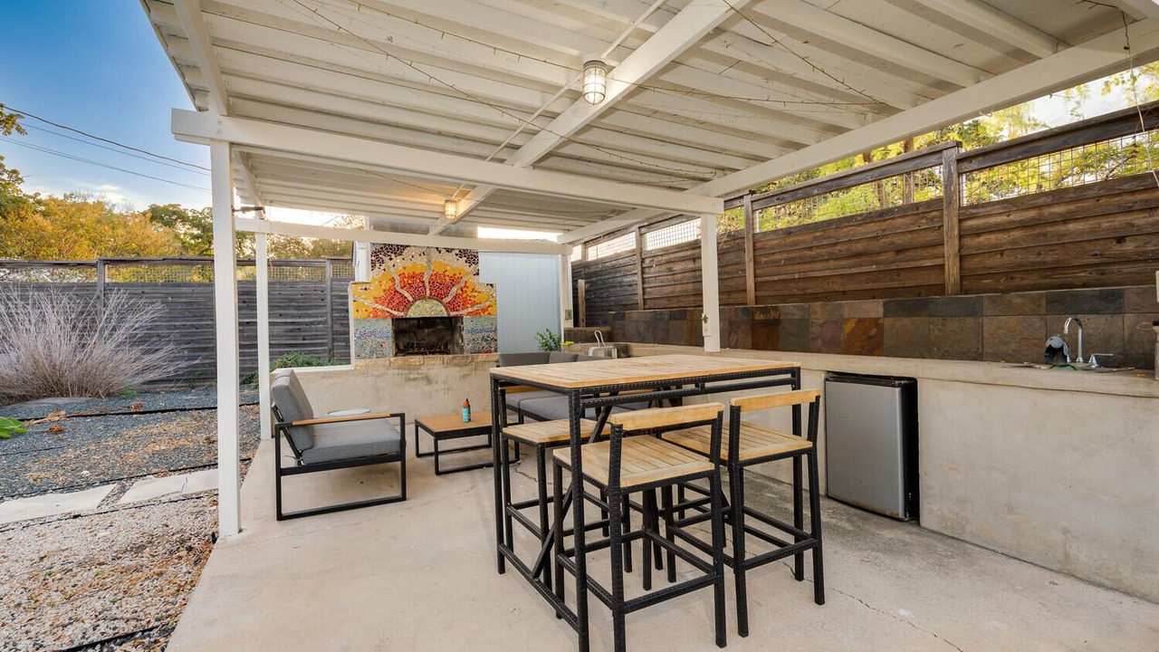 Photo of Outdoor in Cherrywood