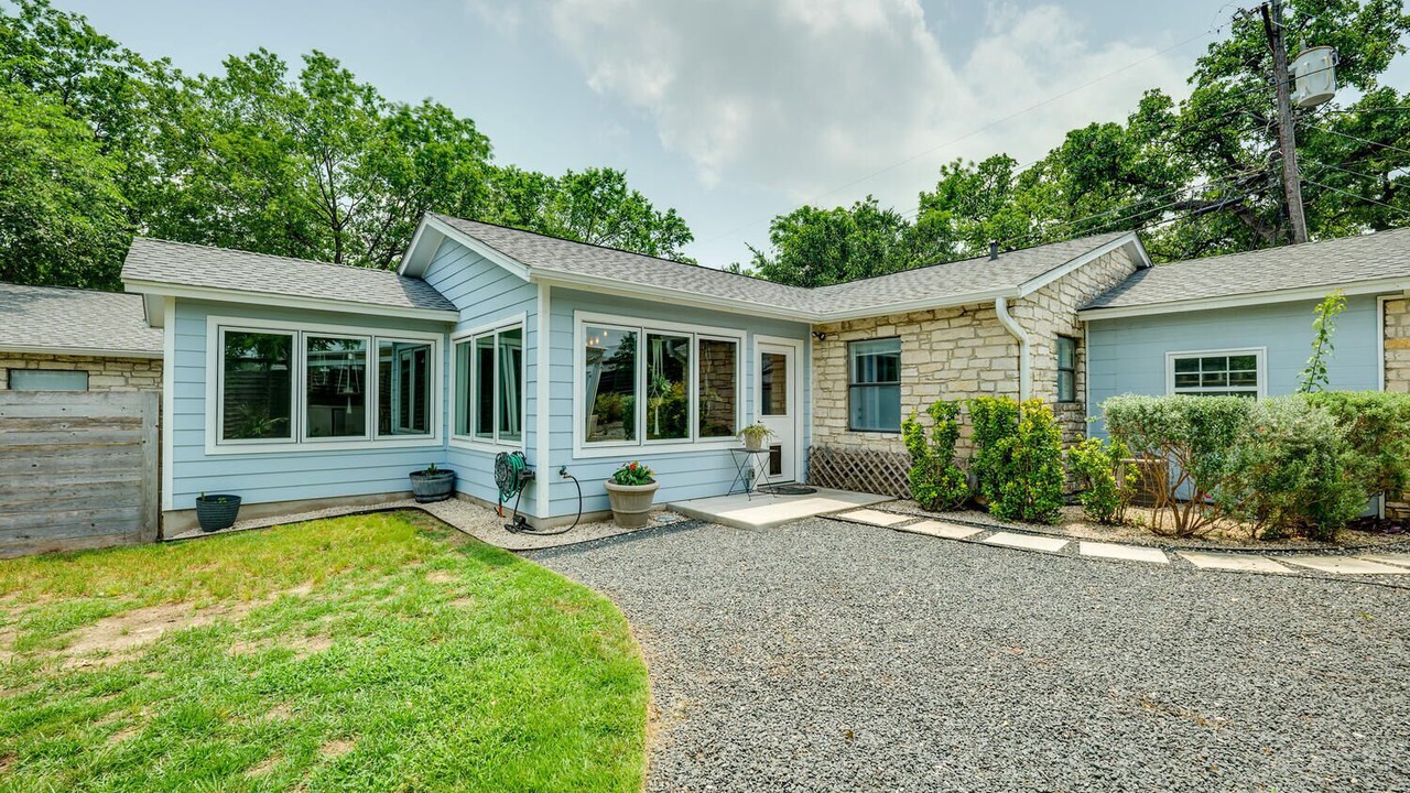 Photo of Outdoor in Cherrywood