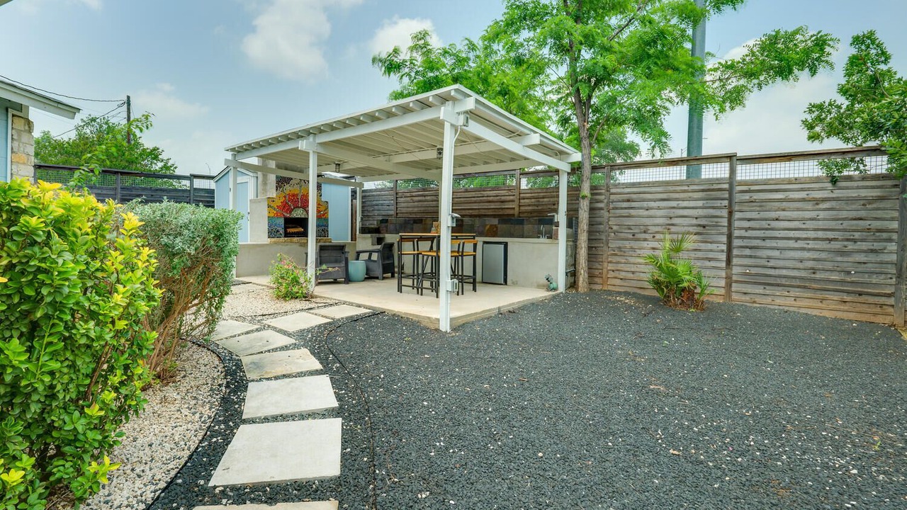 Photo of Outdoor in Cherrywood