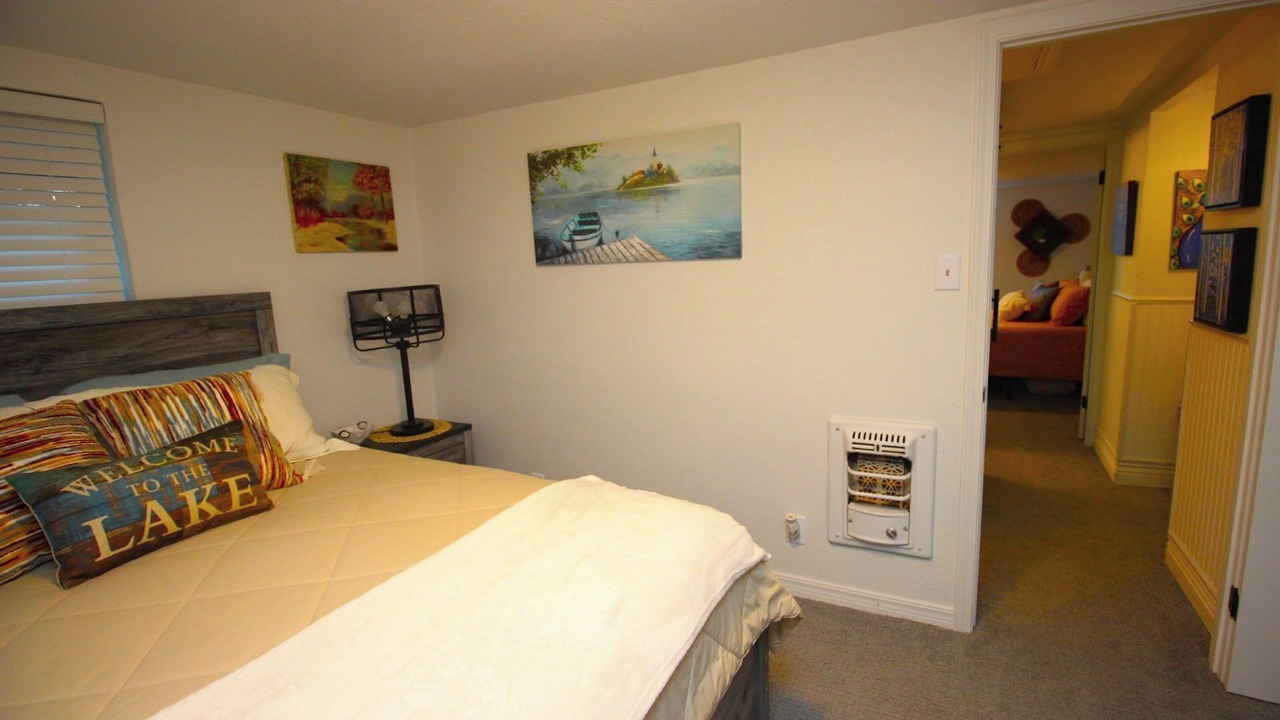 Photo of Bedroom in Gun Barrel City
