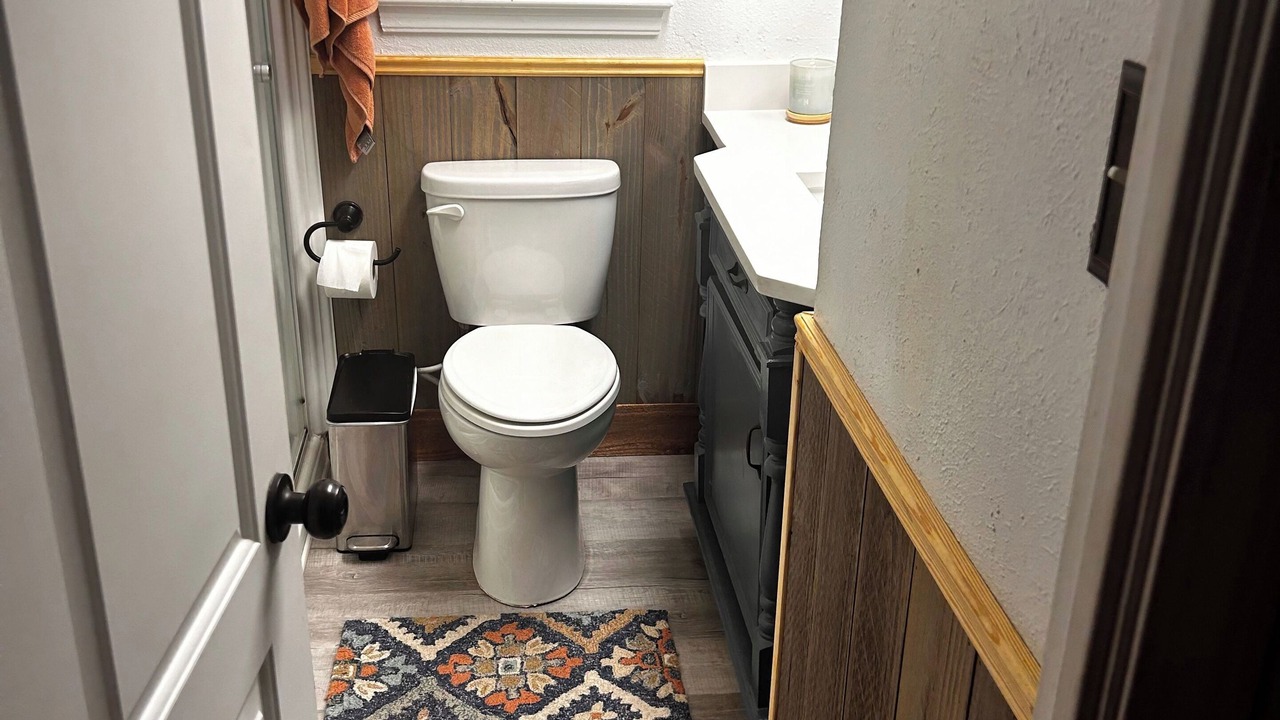Photo of Bathroom in Gun Barrel City