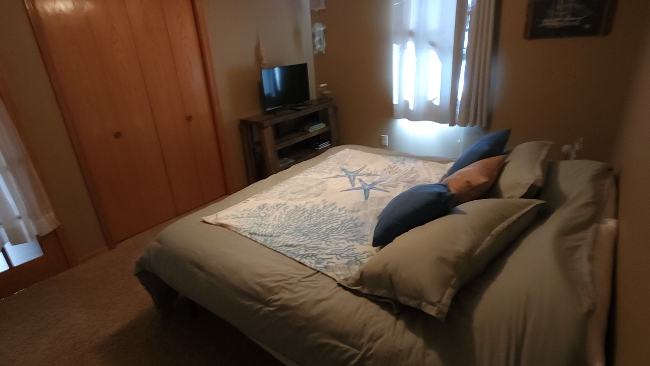 Photo of Bedroom in Gibbon