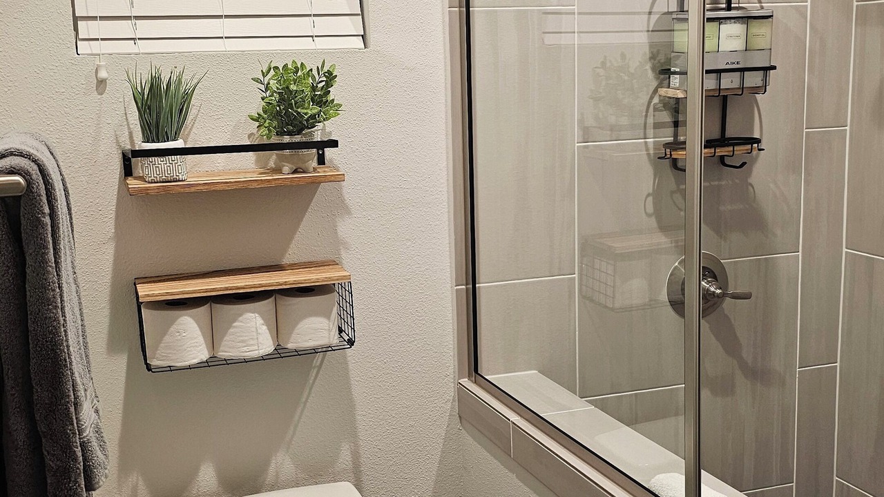 Photo of Bathroom in South Main