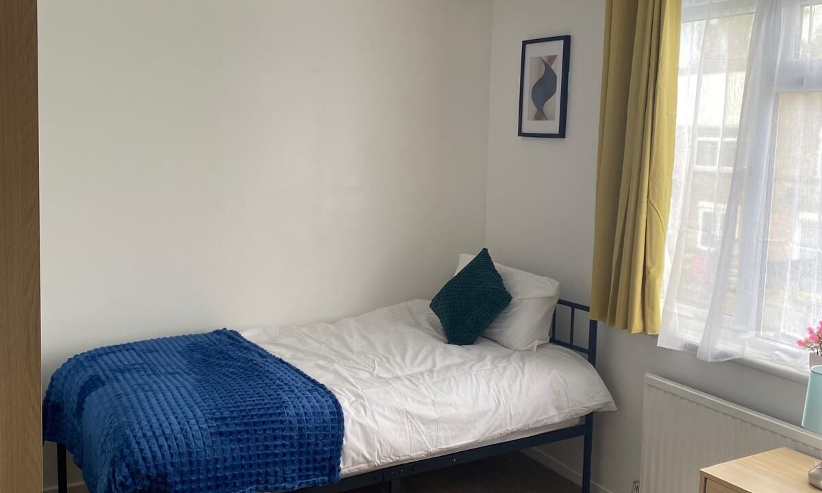 Photo of Others in Harlow