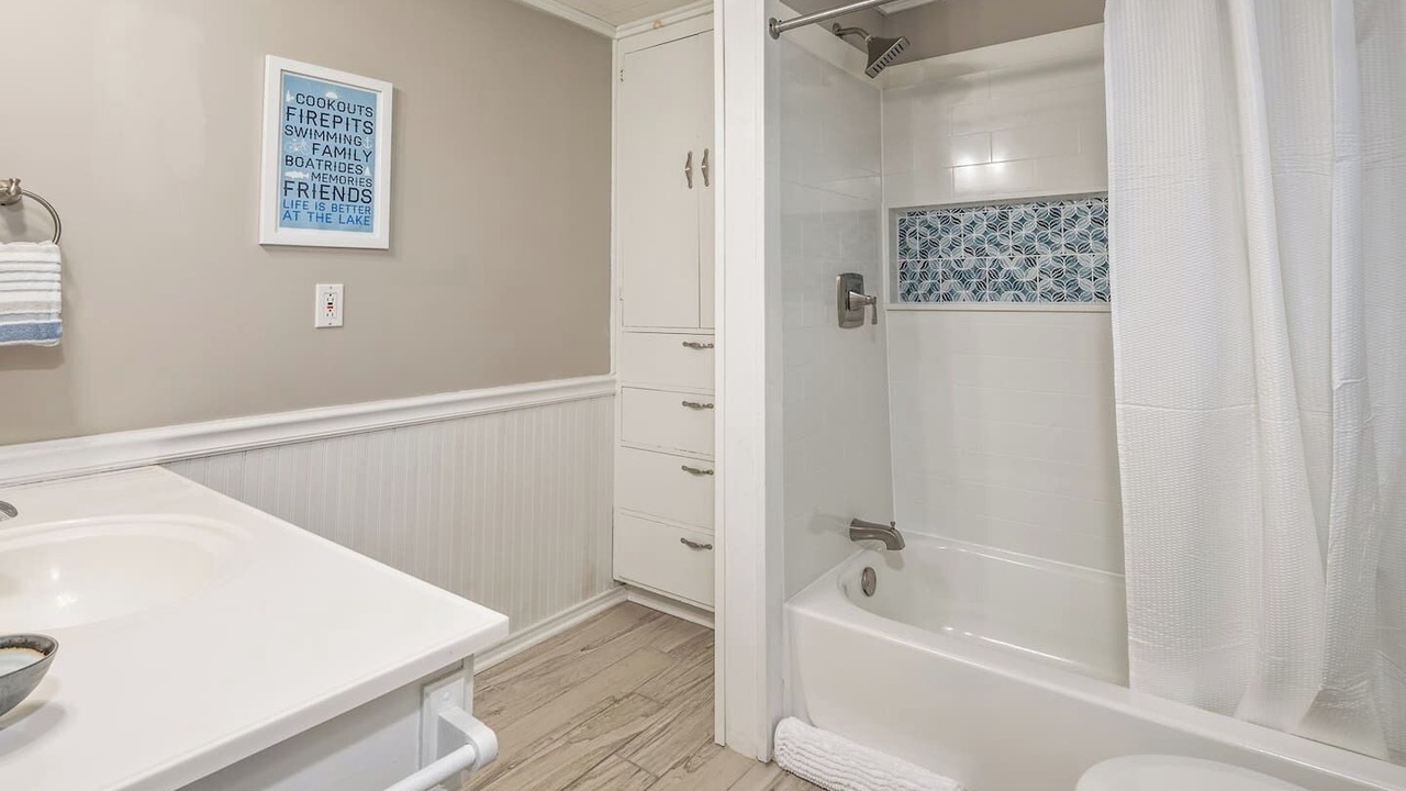 Photo of Bathroom in Naples