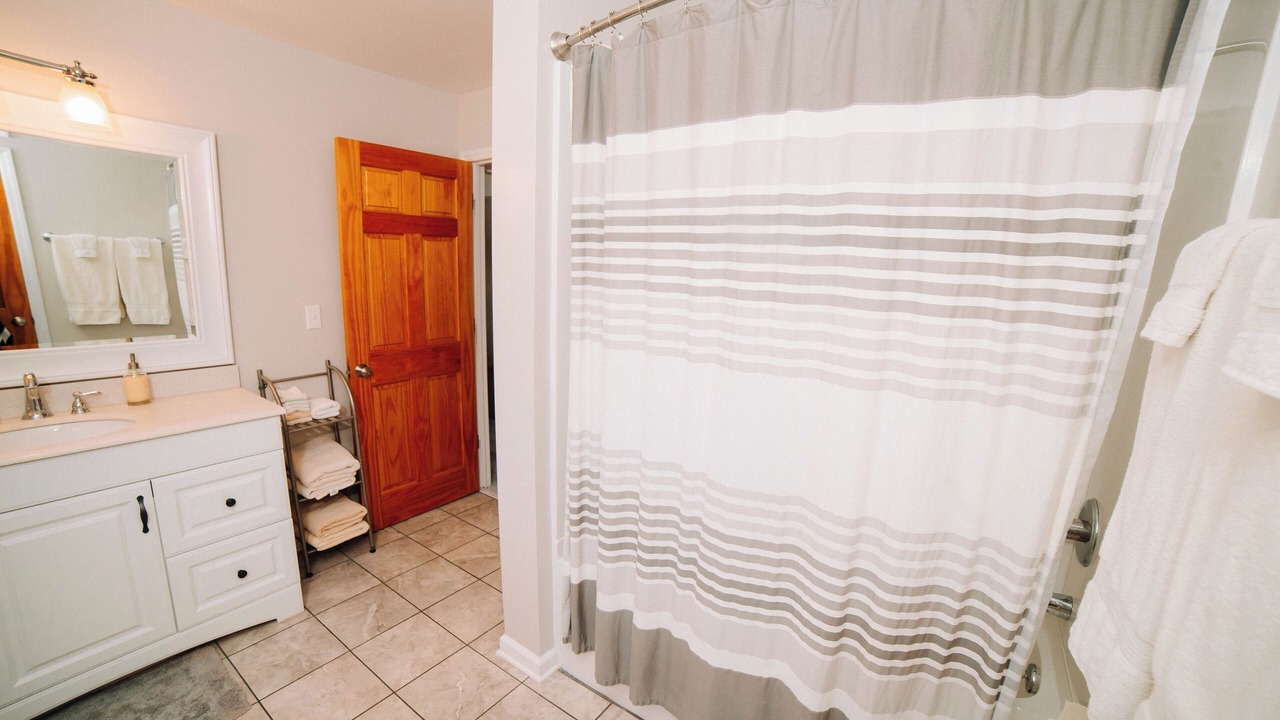 Photo of Bathroom in New River