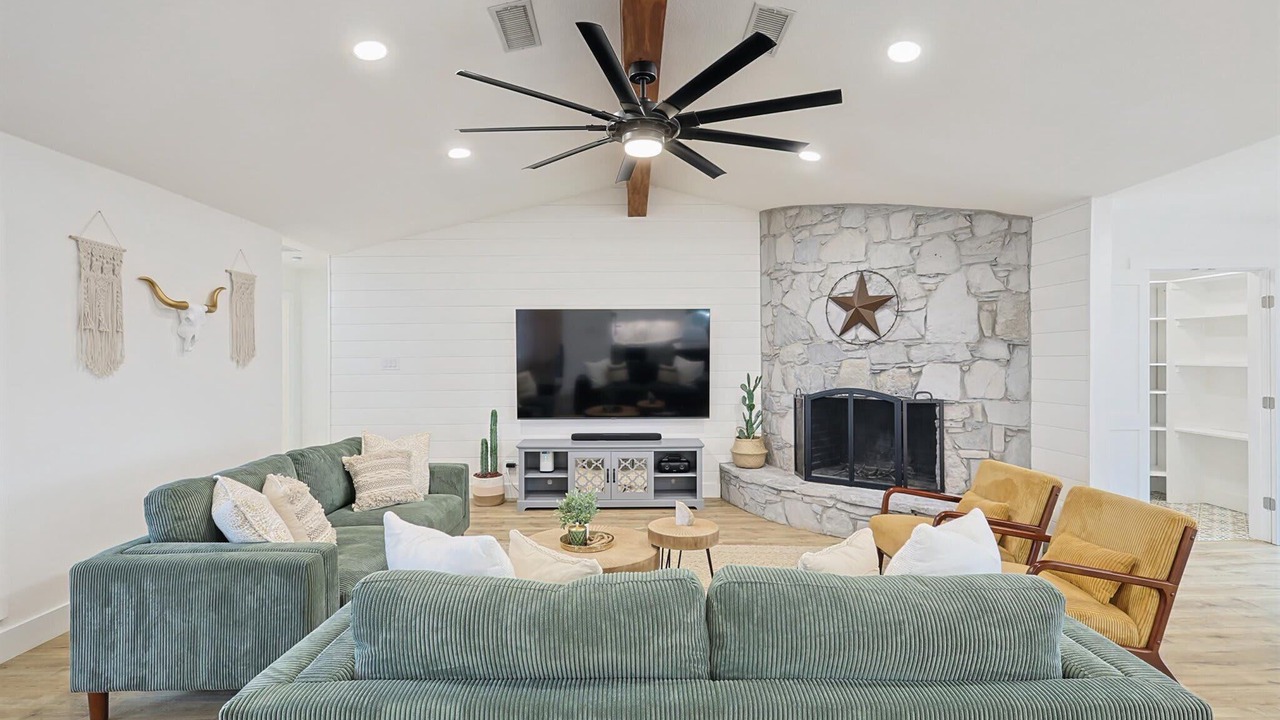 Photo of Livingroom in McKinney