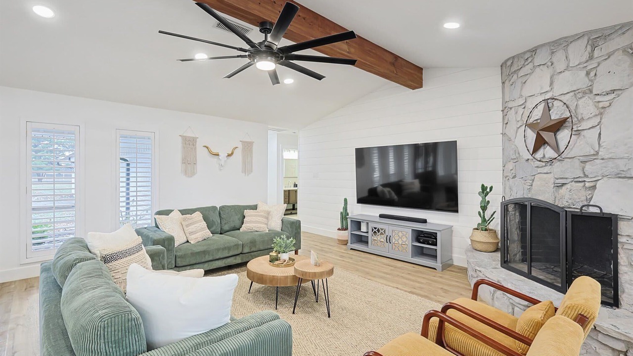Photo of Livingroom in McKinney