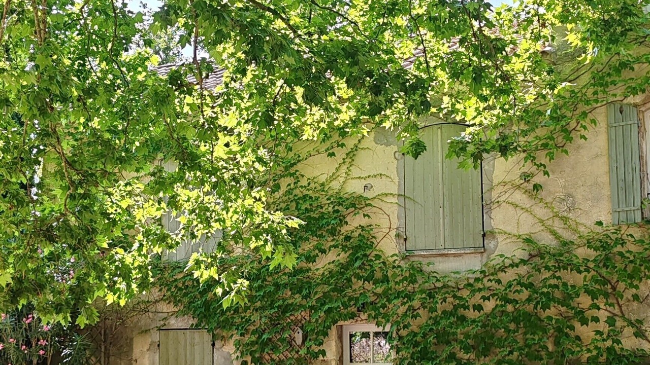 Photo of Patio Balcony in Camaret-sur-Aigues