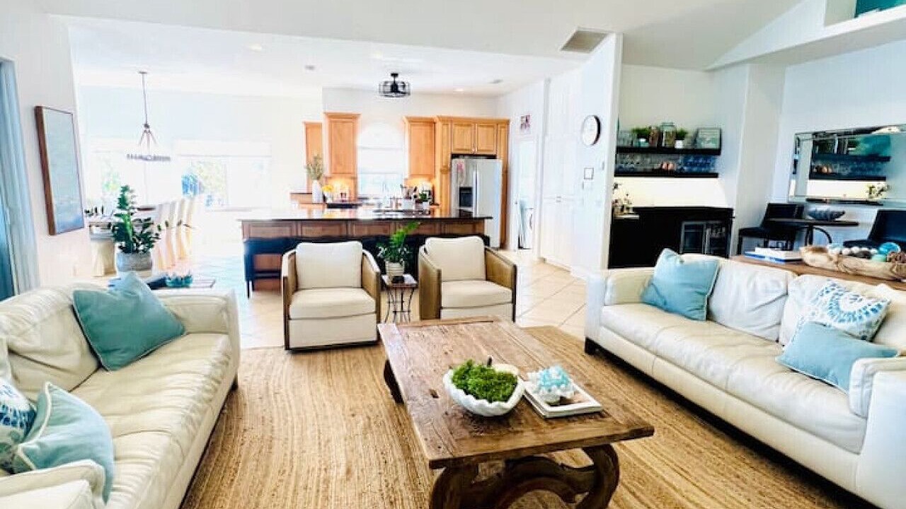Photo of Livingroom in Englewood