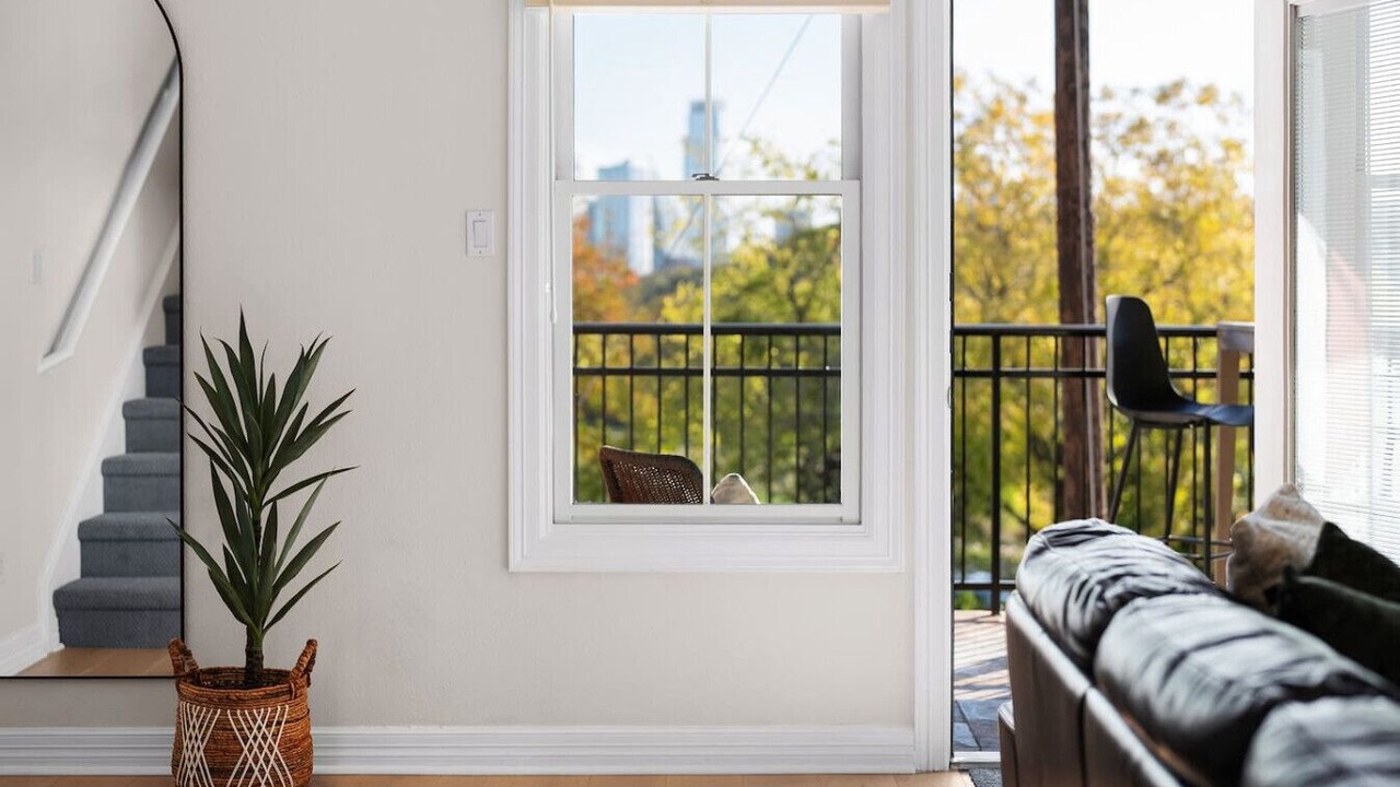 Photo of Livingroom in Old West Austin