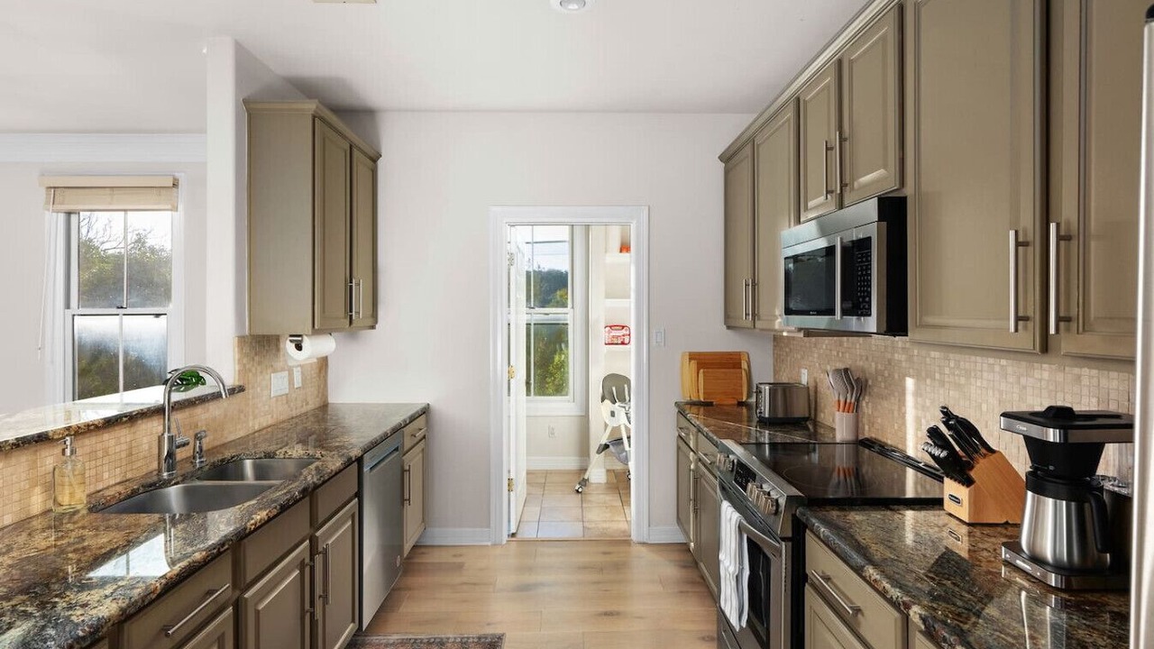 Photo of Kitchen in Old West Austin