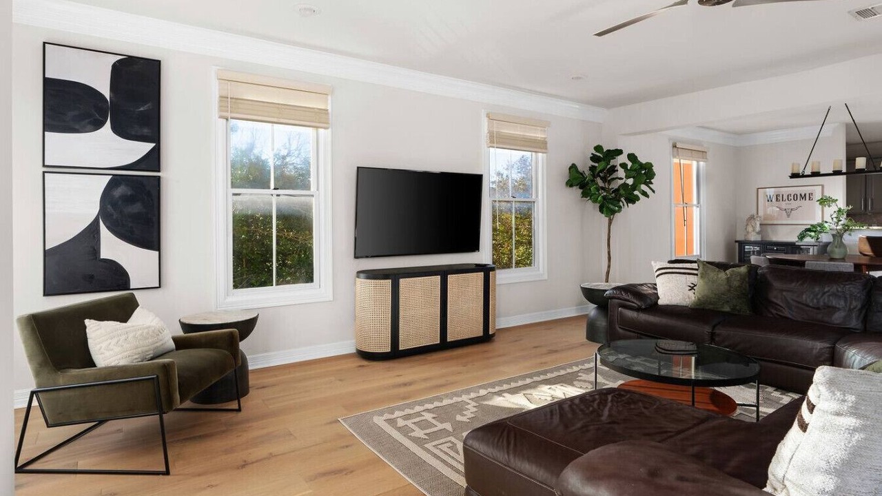 Photo of Livingroom in Old West Austin