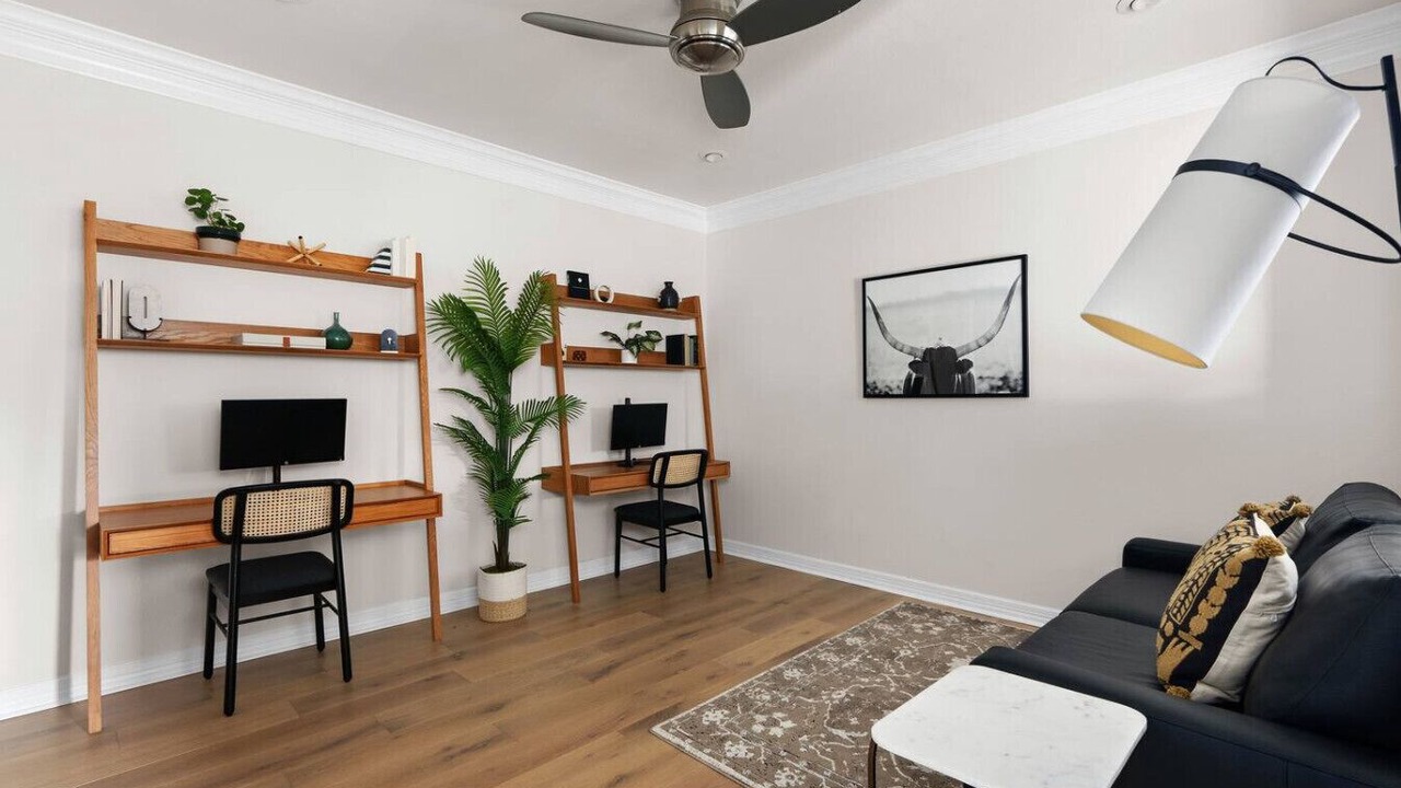 Photo of Livingroom in Old West Austin