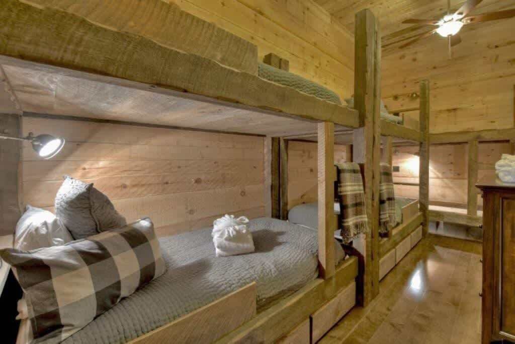 Photo of Bedroom in Cherry Log