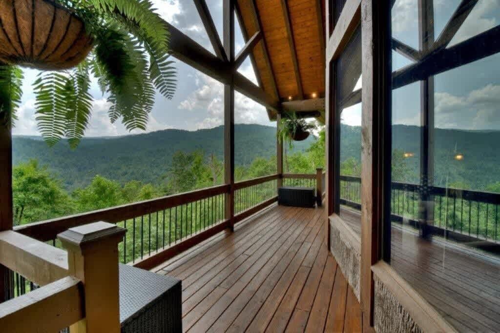 Photo of Patio Balcony in Cherry Log