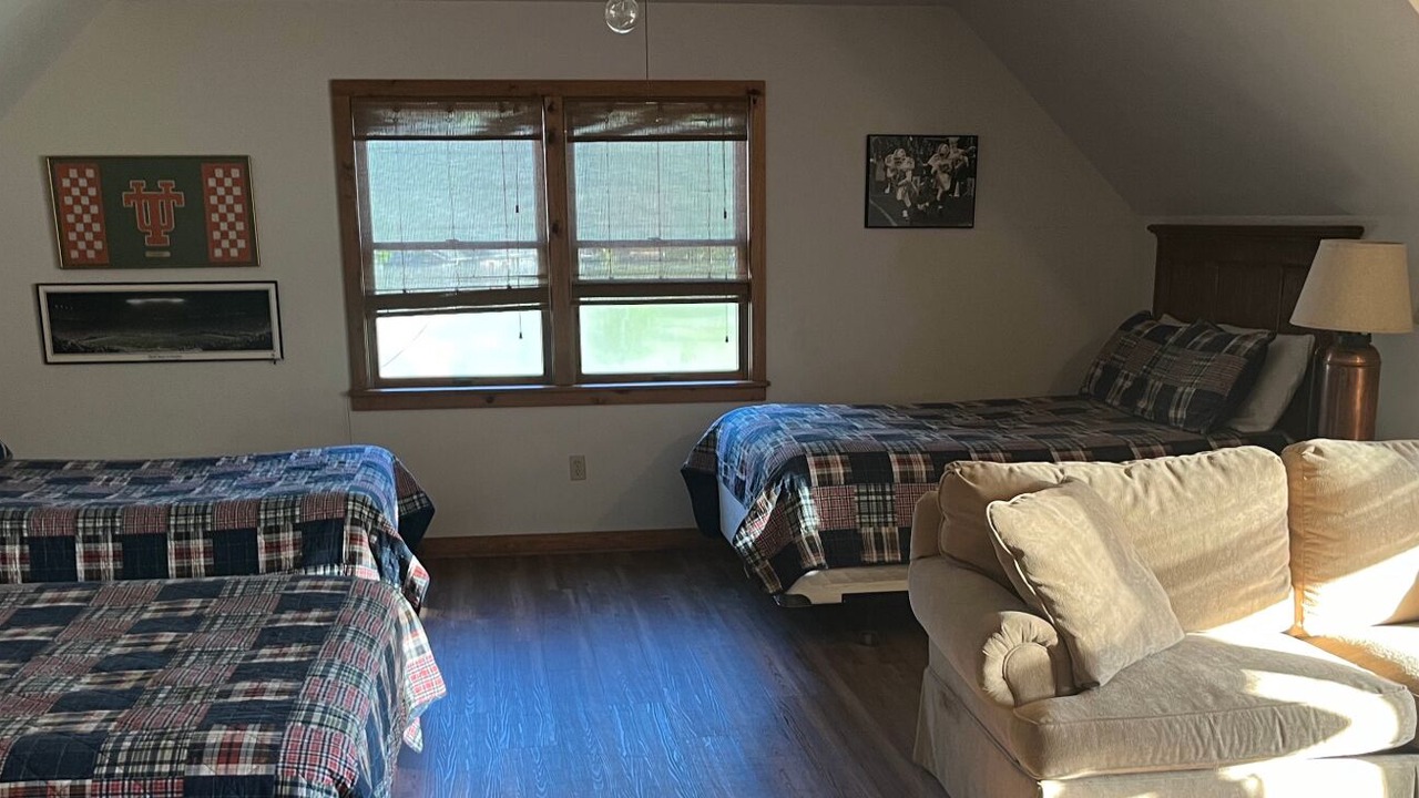 Photo of Bedroom in Heber Springs