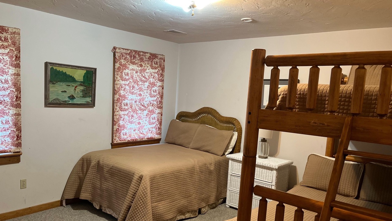 Photo of Bedroom in Heber Springs