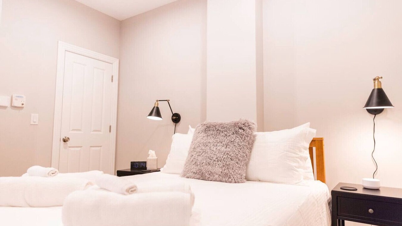 Photo of Bedroom in Victorian Village