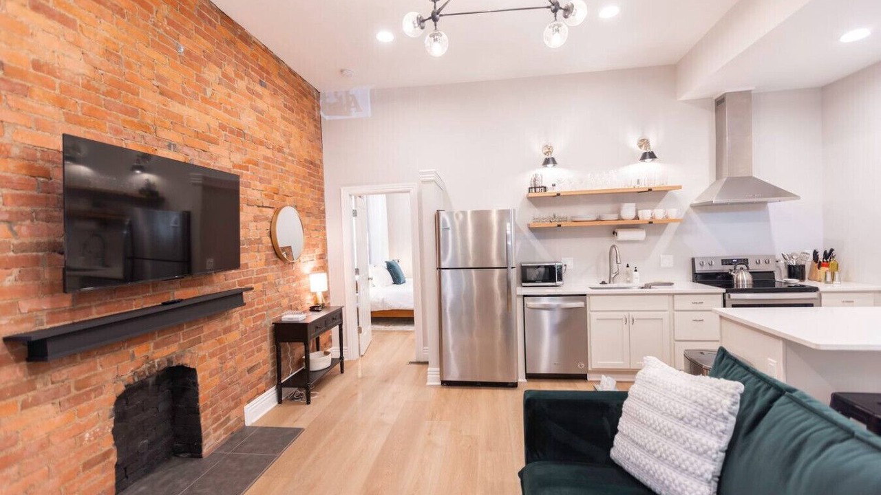 Photo of Livingroom in Victorian Village