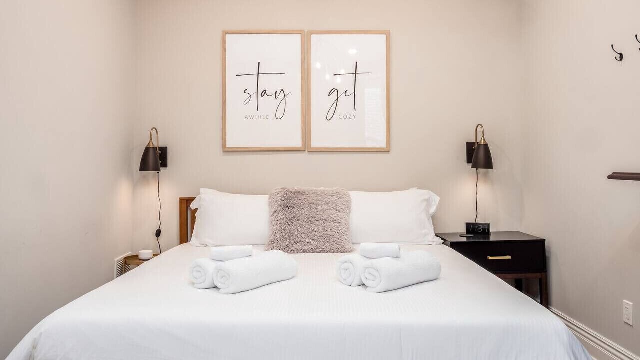 Photo of Bedroom in Victorian Village