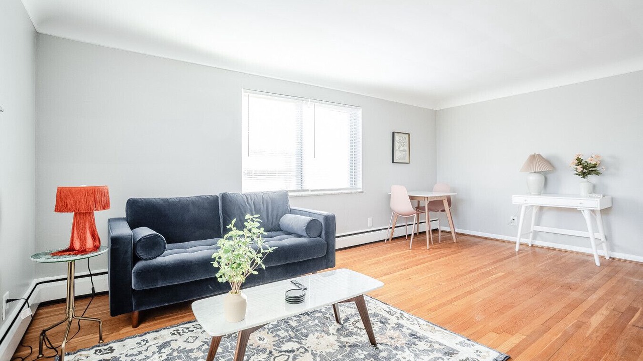Photo of Livingroom in Oakley