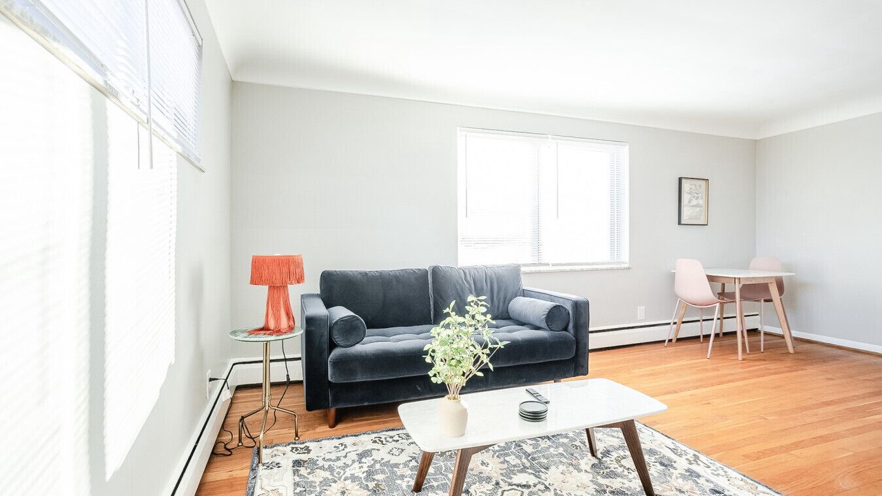 Photo of Livingroom in Oakley