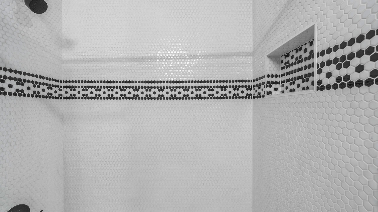 Photo of Bathroom in Crosstown