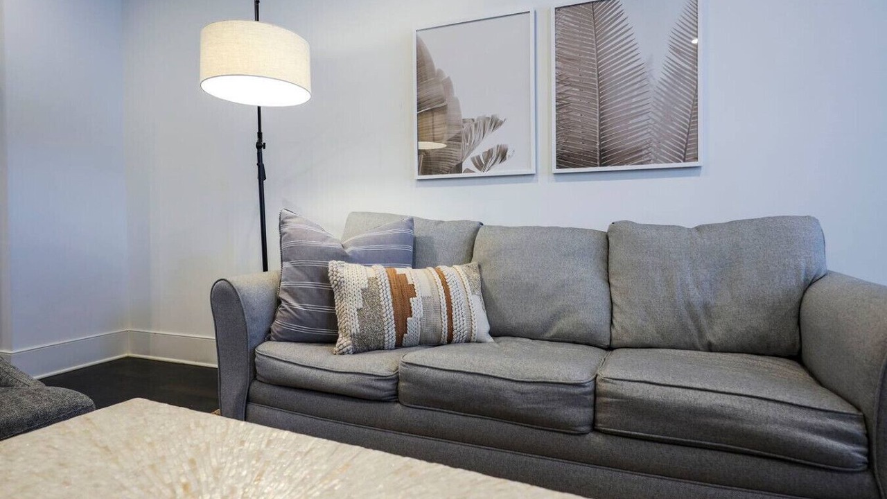 Photo of Livingroom in Charlotte Park