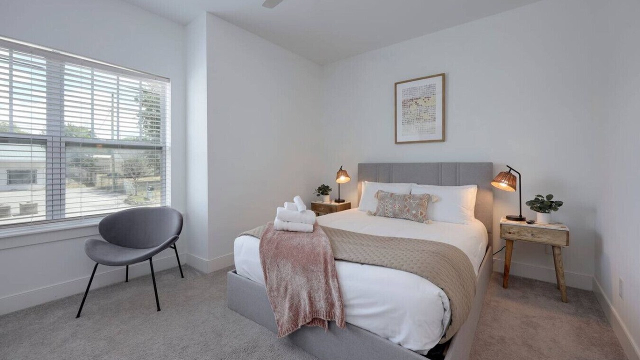 Photo of Bedroom in Charlotte Park