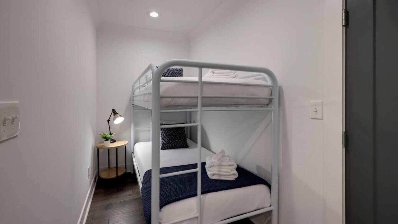 Photo of Bedroom in Charlotte Park