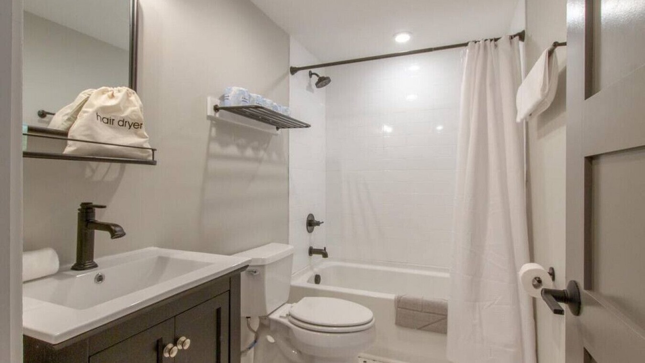 Photo of Bathroom in Franklin